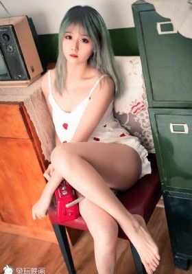 丝袜美腿精品国产首页_720在线观看完整版
